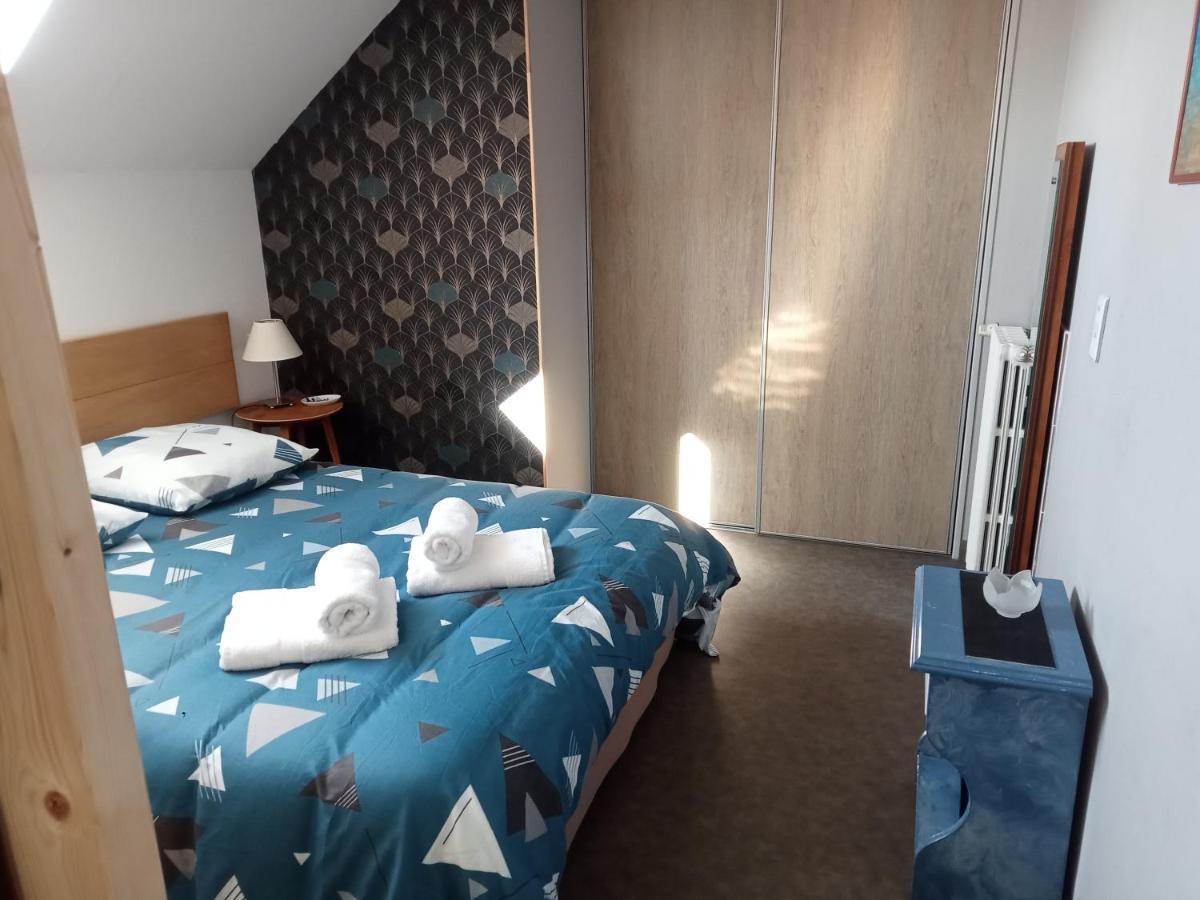 La Tour Des Quatre Chemins Apartamento Gramat Exterior foto